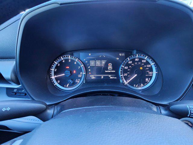 used 2023 Toyota Highlander car, priced at $34,046