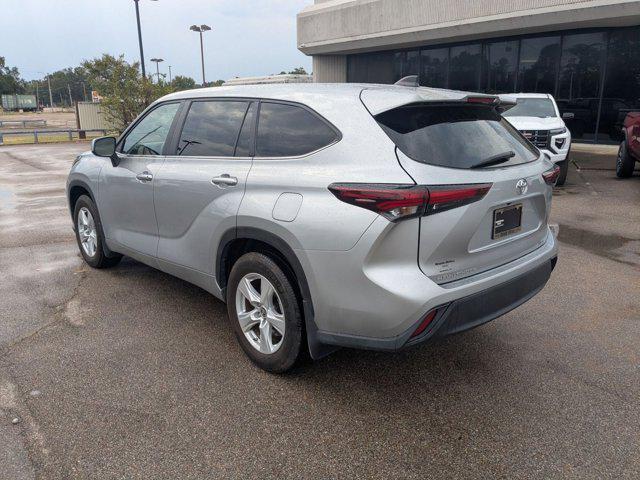 used 2024 Toyota Highlander car, priced at $33,935