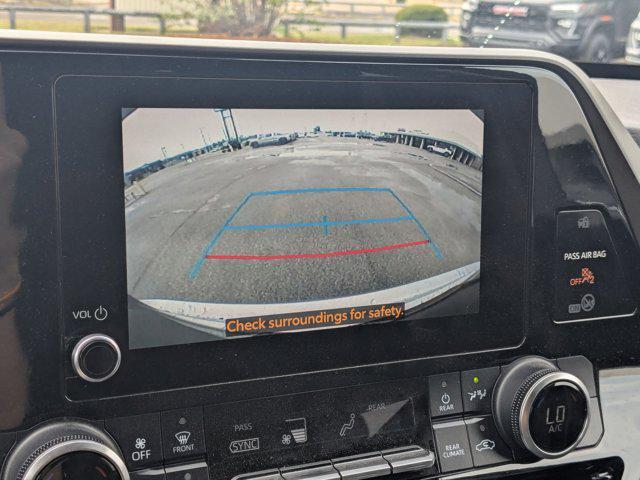 used 2024 Toyota Highlander car, priced at $33,935