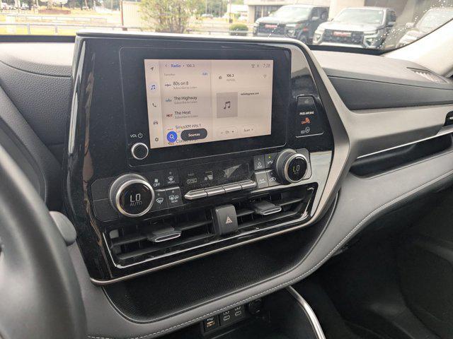 used 2024 Toyota Highlander car, priced at $33,935