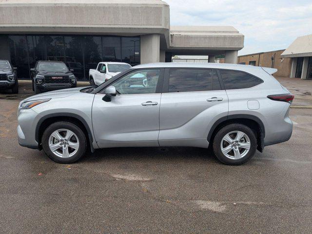 used 2024 Toyota Highlander car, priced at $33,935