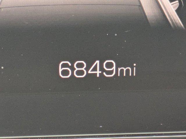 used 2025 GMC Yukon car, priced at $80,199