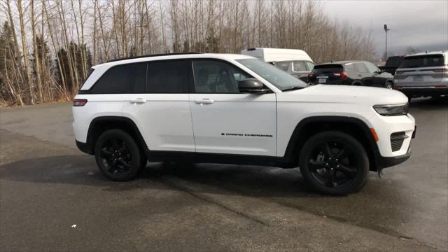 used 2023 Jeep Grand Cherokee car, priced at $33,900