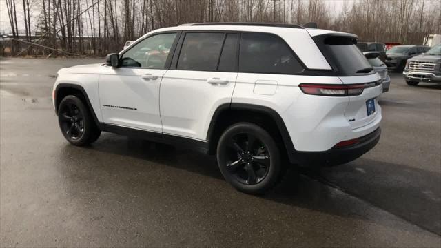 used 2023 Jeep Grand Cherokee car, priced at $33,900