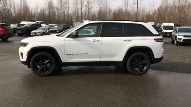 used 2023 Jeep Grand Cherokee car, priced at $33,900