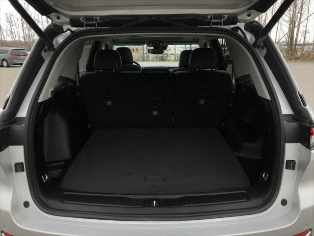 used 2023 Jeep Grand Cherokee car, priced at $35,250
