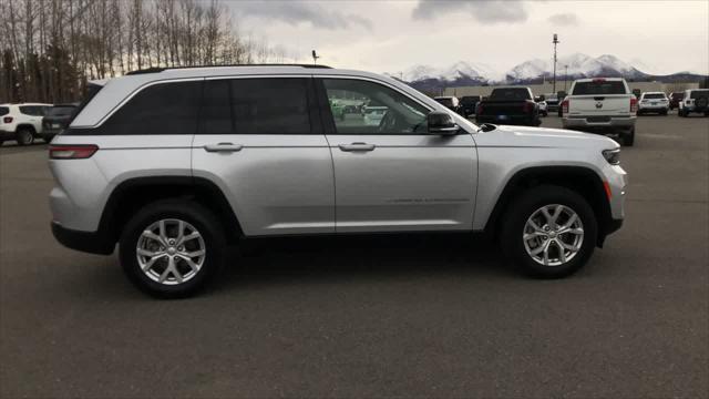used 2023 Jeep Grand Cherokee car, priced at $35,250