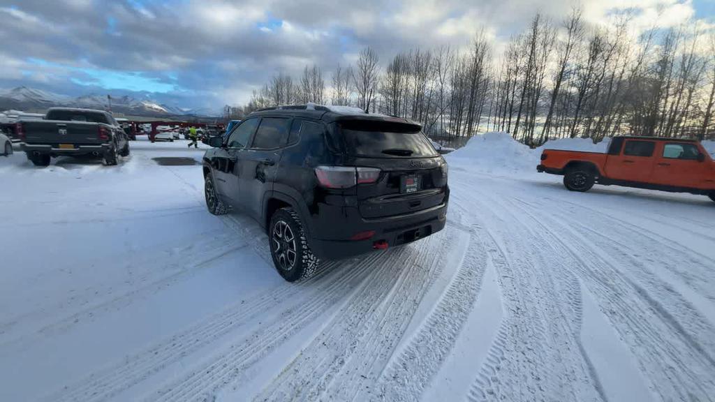 new 2026 Jeep Compass car, priced at $38,090