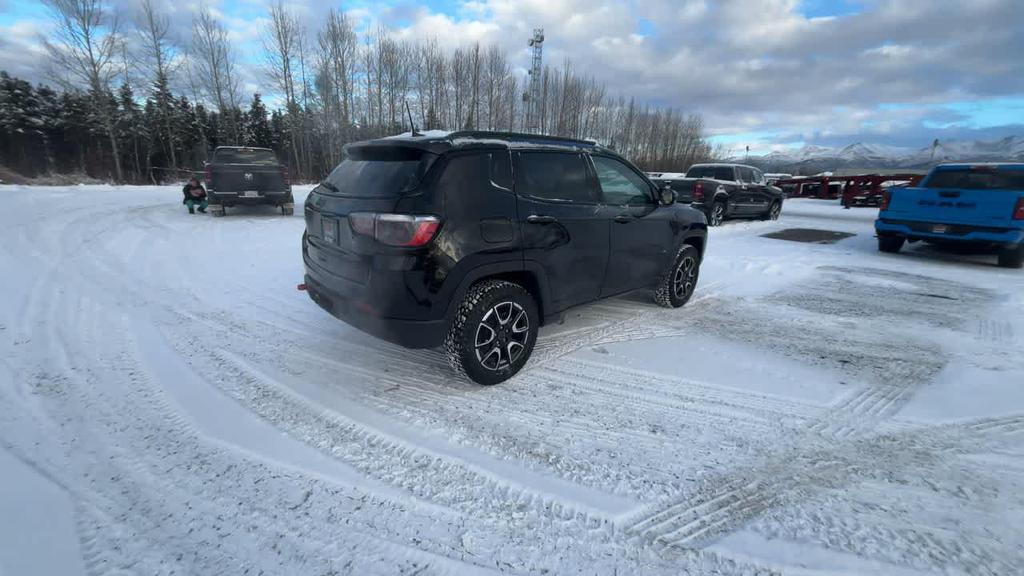 new 2026 Jeep Compass car, priced at $38,090