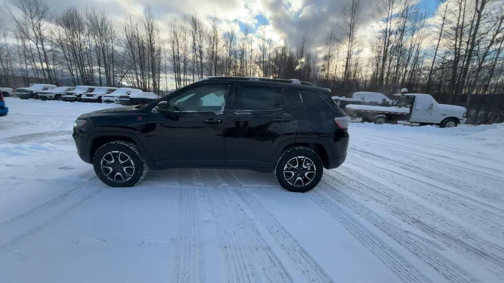 new 2026 Jeep Compass car, priced at $38,090