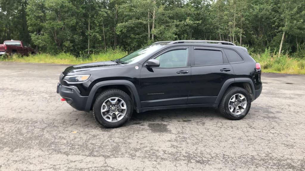 used 2019 Jeep Cherokee car, priced at $23,500