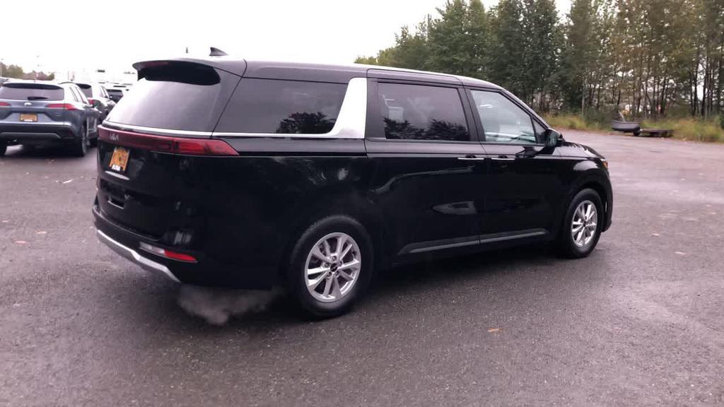 used 2024 Kia Carnival car, priced at $30,980