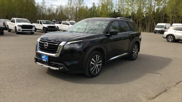 used 2022 Nissan Pathfinder car, priced at $35,900