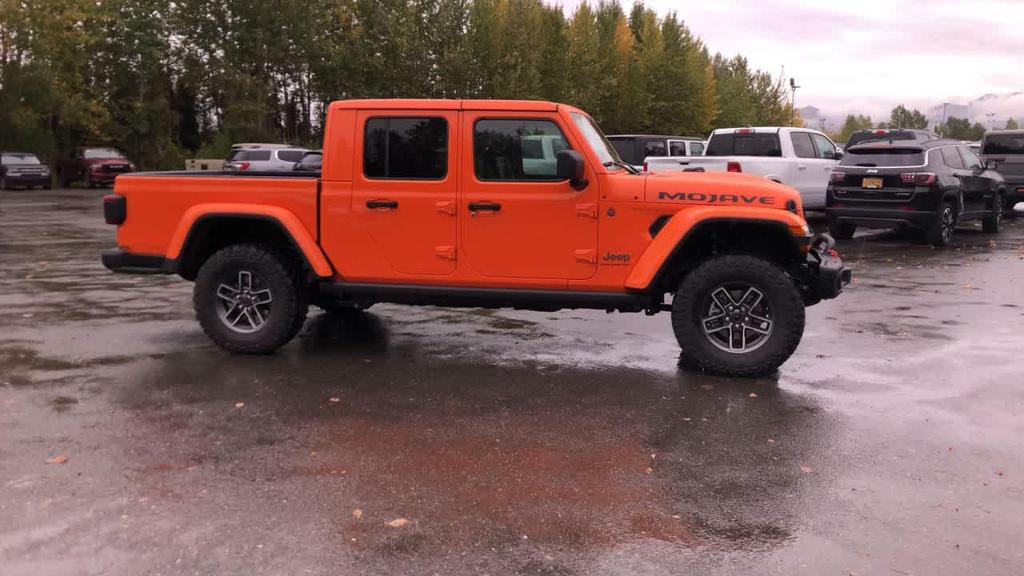 new 2025 Jeep Gladiator car, priced at $56,510