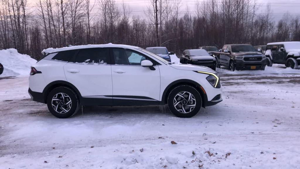 used 2024 Kia Sportage car, priced at $25,239