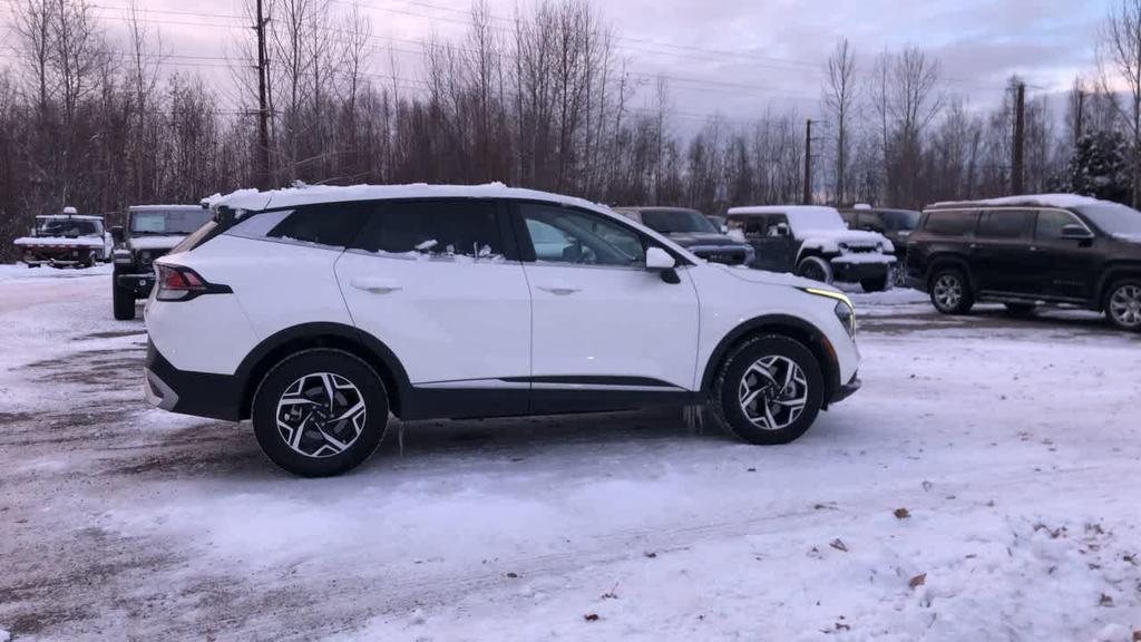 used 2024 Kia Sportage car, priced at $25,239