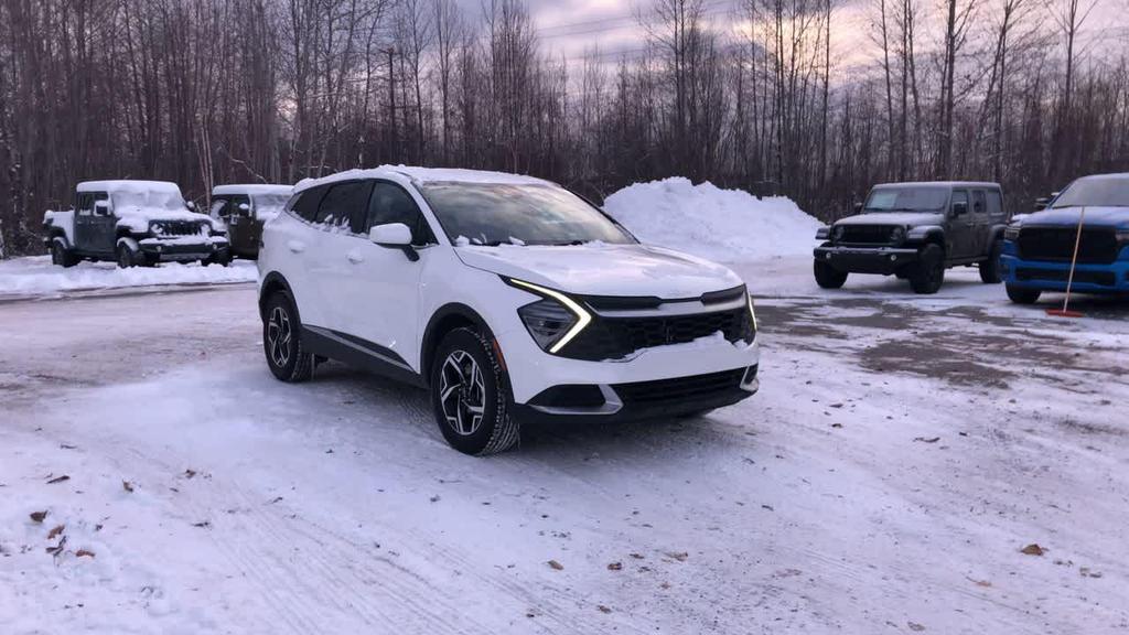 used 2024 Kia Sportage car, priced at $25,239