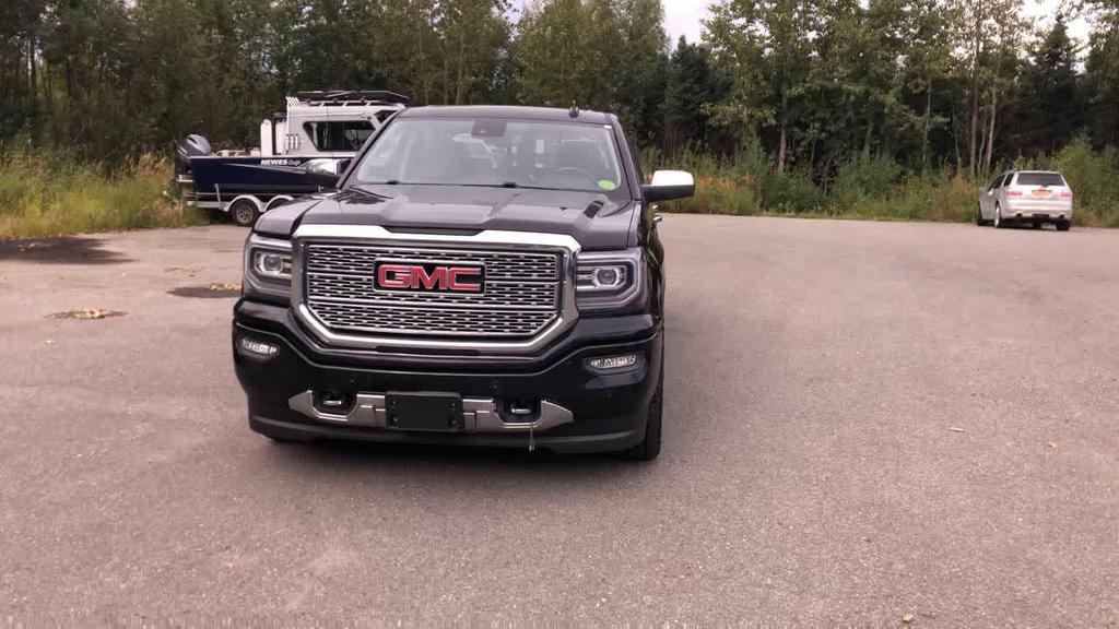 used 2018 GMC Sierra 1500 car, priced at $34,990