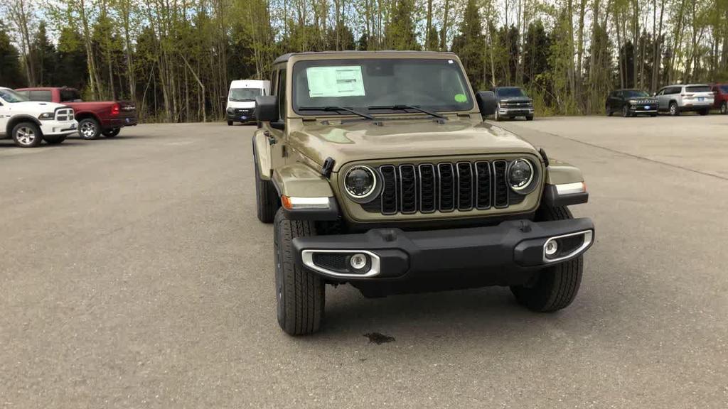 new 2025 Jeep Gladiator car, priced at $47,112