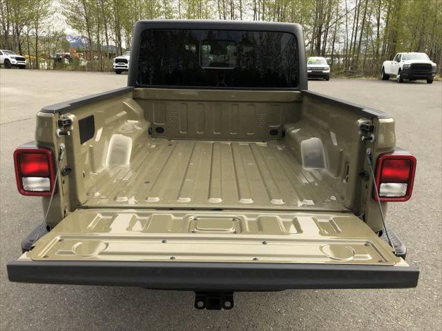 new 2025 Jeep Gladiator car, priced at $48,063