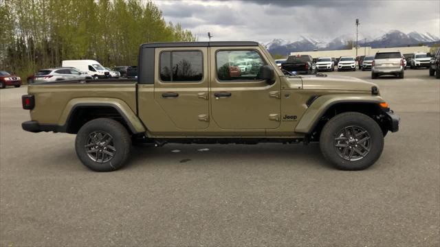 new 2025 Jeep Gladiator car, priced at $48,063