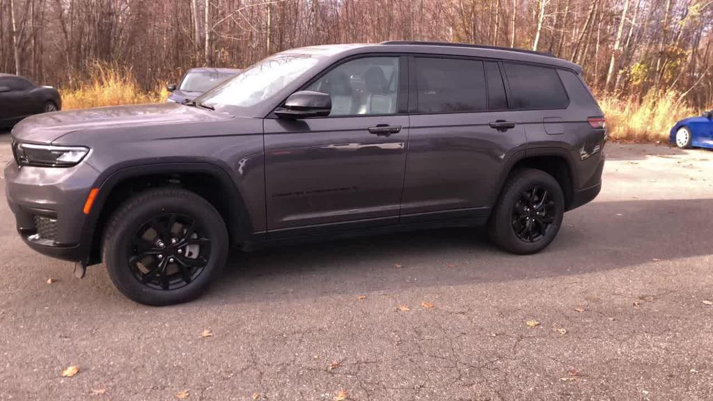 used 2024 Jeep Grand Cherokee L car, priced at $33,000