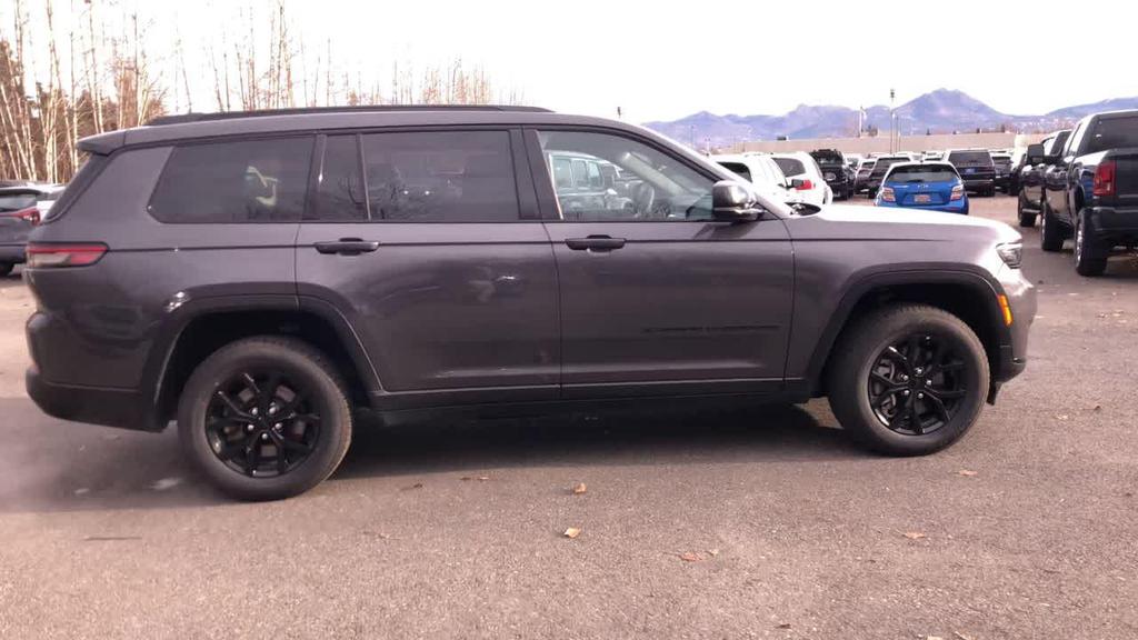 used 2024 Jeep Grand Cherokee L car, priced at $33,000