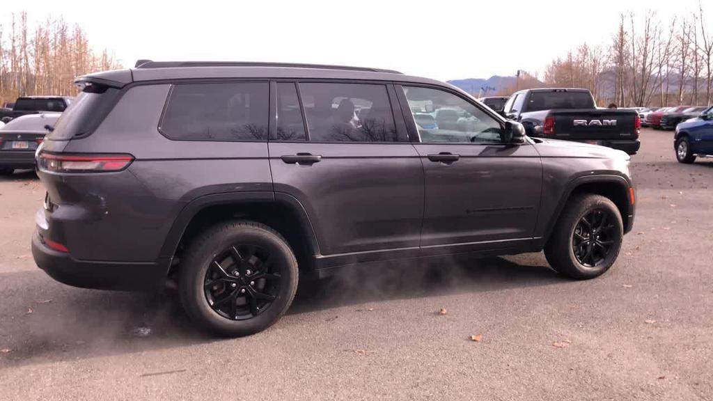 used 2024 Jeep Grand Cherokee L car, priced at $33,000