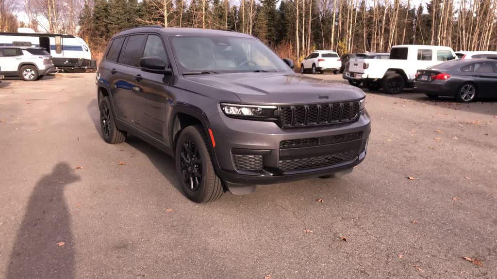 used 2024 Jeep Grand Cherokee L car, priced at $33,000