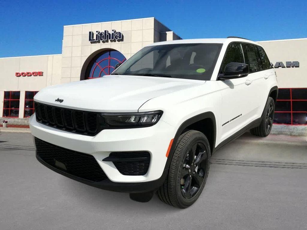 used 2024 Jeep Grand Cherokee car, priced at $37,985