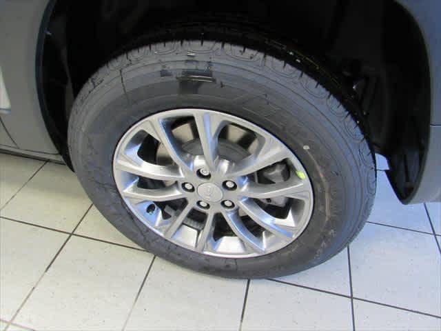 used 2020 Jeep Cherokee car, priced at $31,830