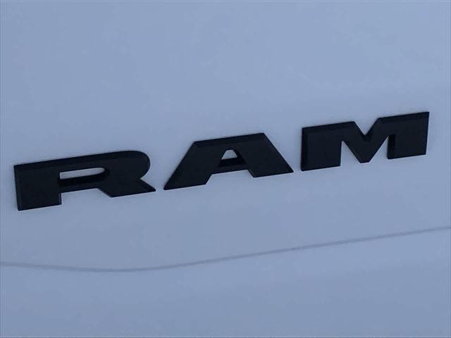 new 2025 Ram 1500 car, priced at $72,385