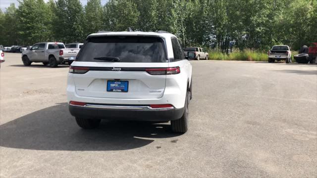 new 2025 Jeep Grand Cherokee car, priced at $52,021