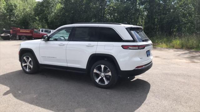 new 2025 Jeep Grand Cherokee car, priced at $52,021