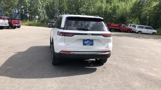 new 2025 Jeep Grand Cherokee car, priced at $52,021