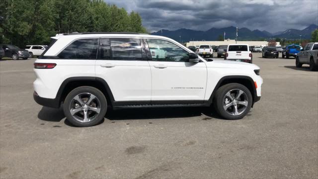 new 2025 Jeep Grand Cherokee car, priced at $52,021
