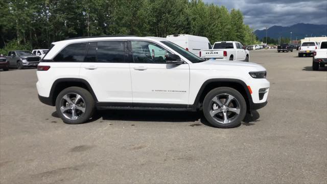 new 2025 Jeep Grand Cherokee car, priced at $52,021