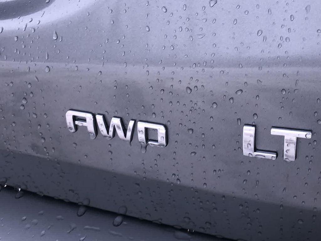 used 2024 Chevrolet Equinox car, priced at $25,475