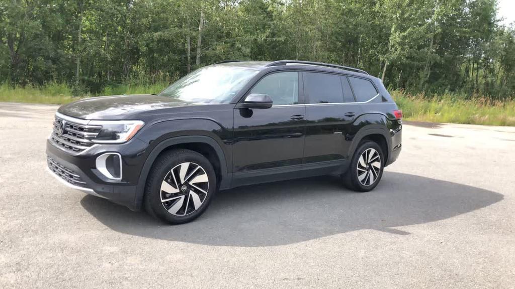 used 2024 Volkswagen Atlas car, priced at $33,490