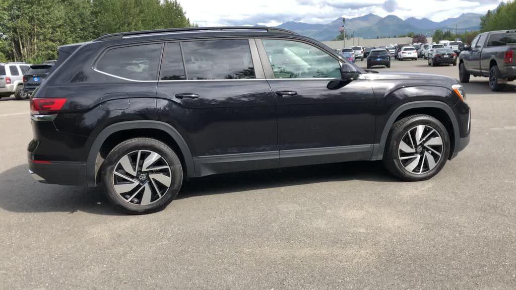 used 2024 Volkswagen Atlas car, priced at $33,490