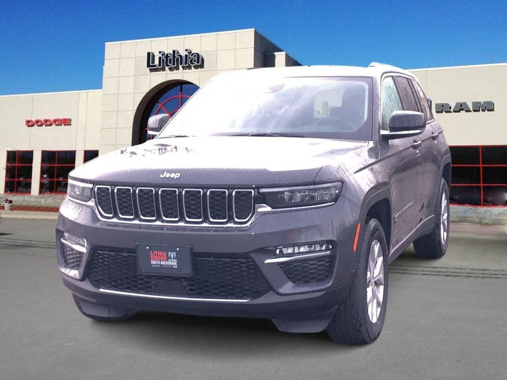 used 2023 Jeep Grand Cherokee car, priced at $34,999