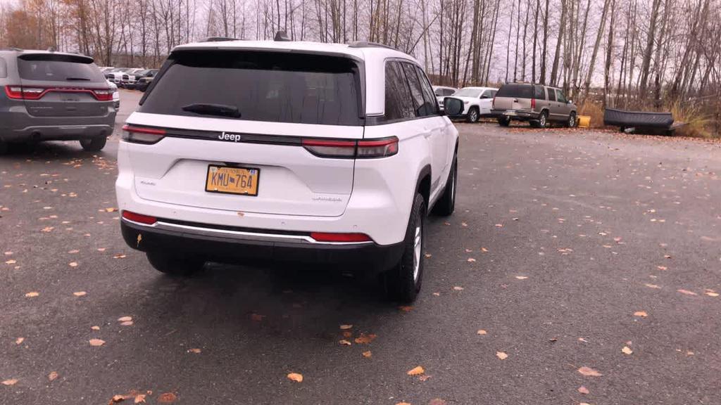 used 2024 Jeep Grand Cherokee car, priced at $35,925