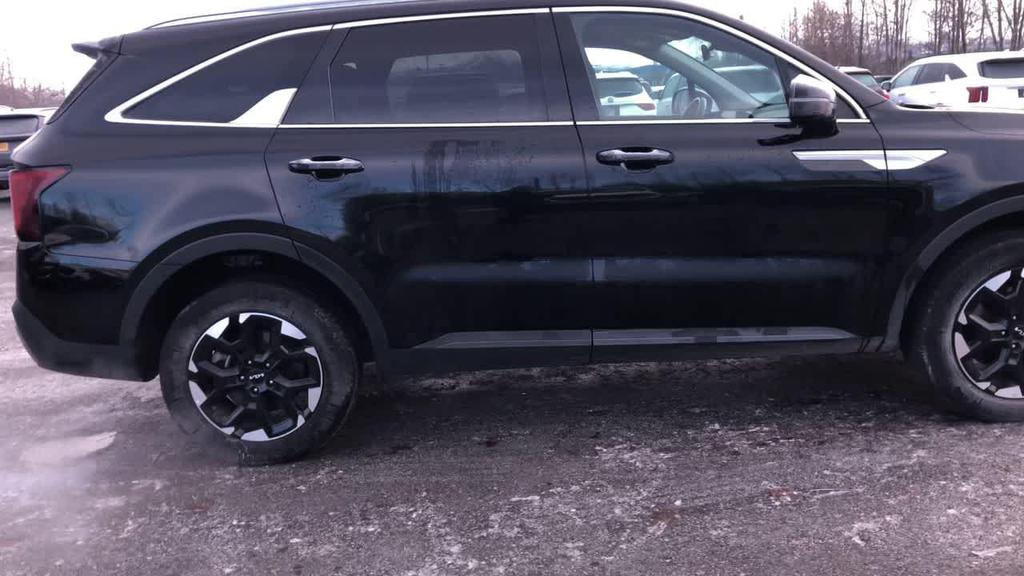 used 2024 Kia Sorento car, priced at $30,575