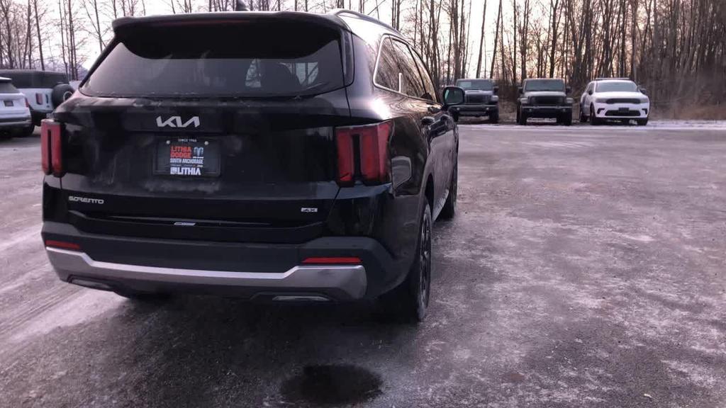 used 2024 Kia Sorento car, priced at $30,575