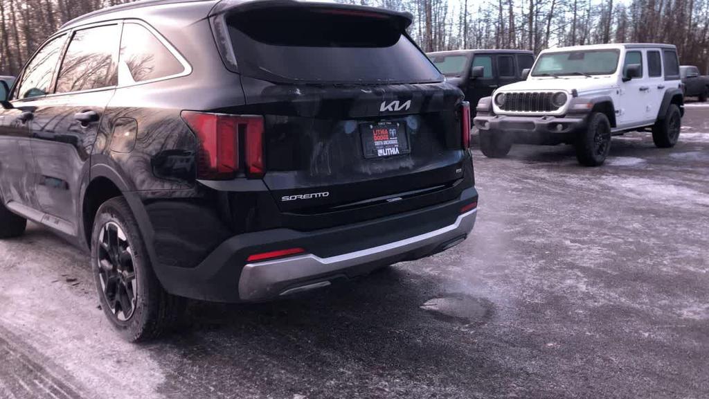 used 2024 Kia Sorento car, priced at $30,575