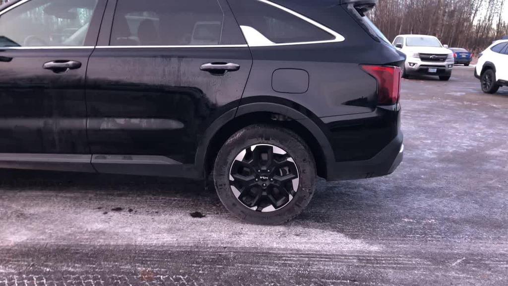 used 2024 Kia Sorento car, priced at $30,575