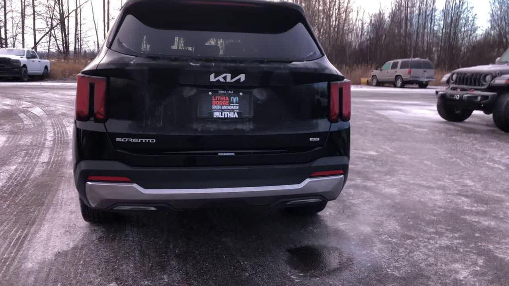 used 2024 Kia Sorento car, priced at $30,575