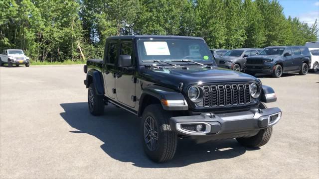 new 2024 Jeep Gladiator car, priced at $46,761