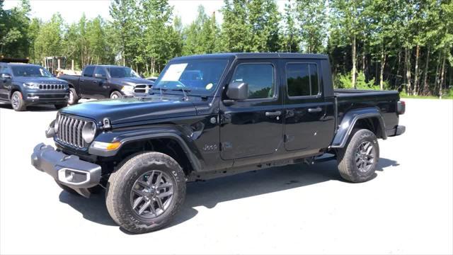 new 2024 Jeep Gladiator car, priced at $46,761