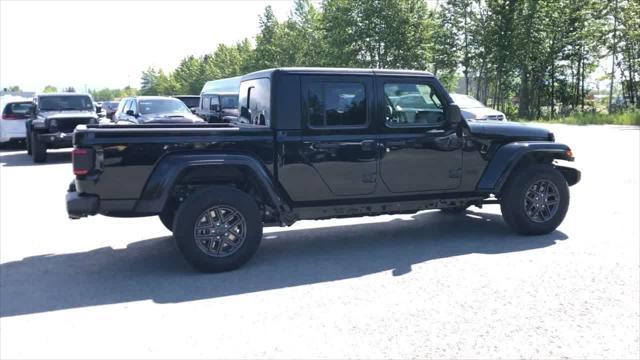 new 2024 Jeep Gladiator car, priced at $46,761